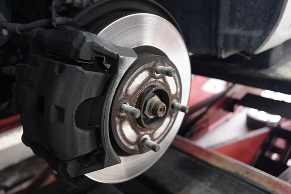 How To Air Out the Brake System - 9 Simple Steps