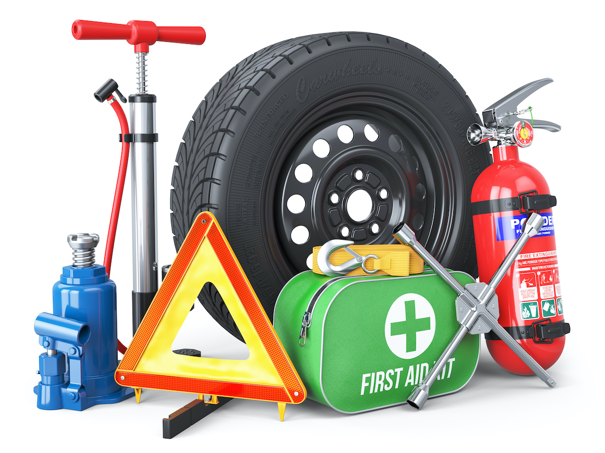 Key Items for Your DIY Vehicle Emergency Kit 